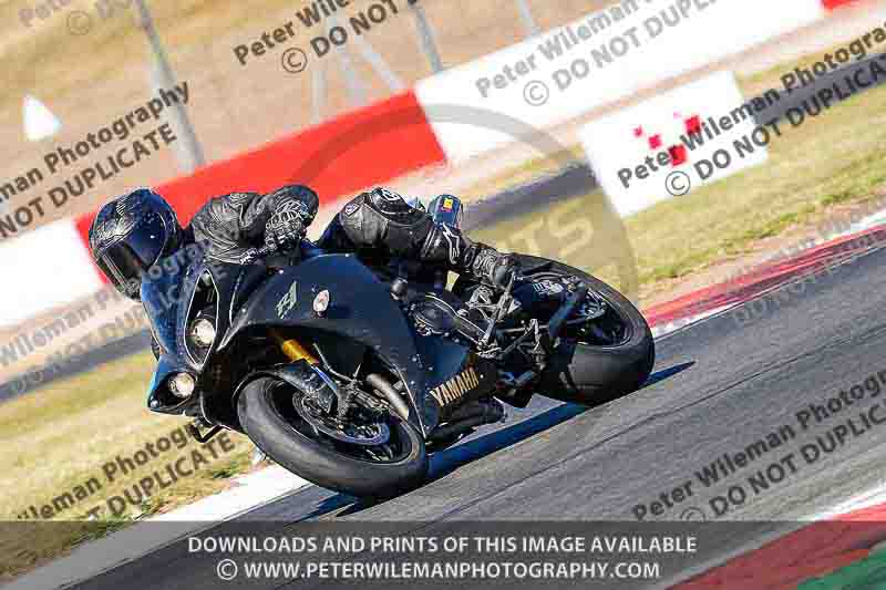 donington no limits trackday;donington park photographs;donington trackday photographs;no limits trackdays;peter wileman photography;trackday digital images;trackday photos